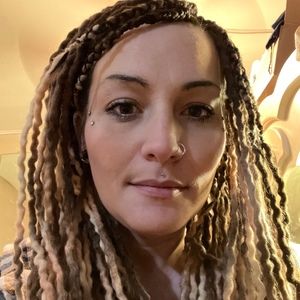 Meet your Posher, Brittney